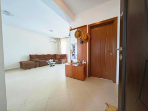 Cherno More Apartment